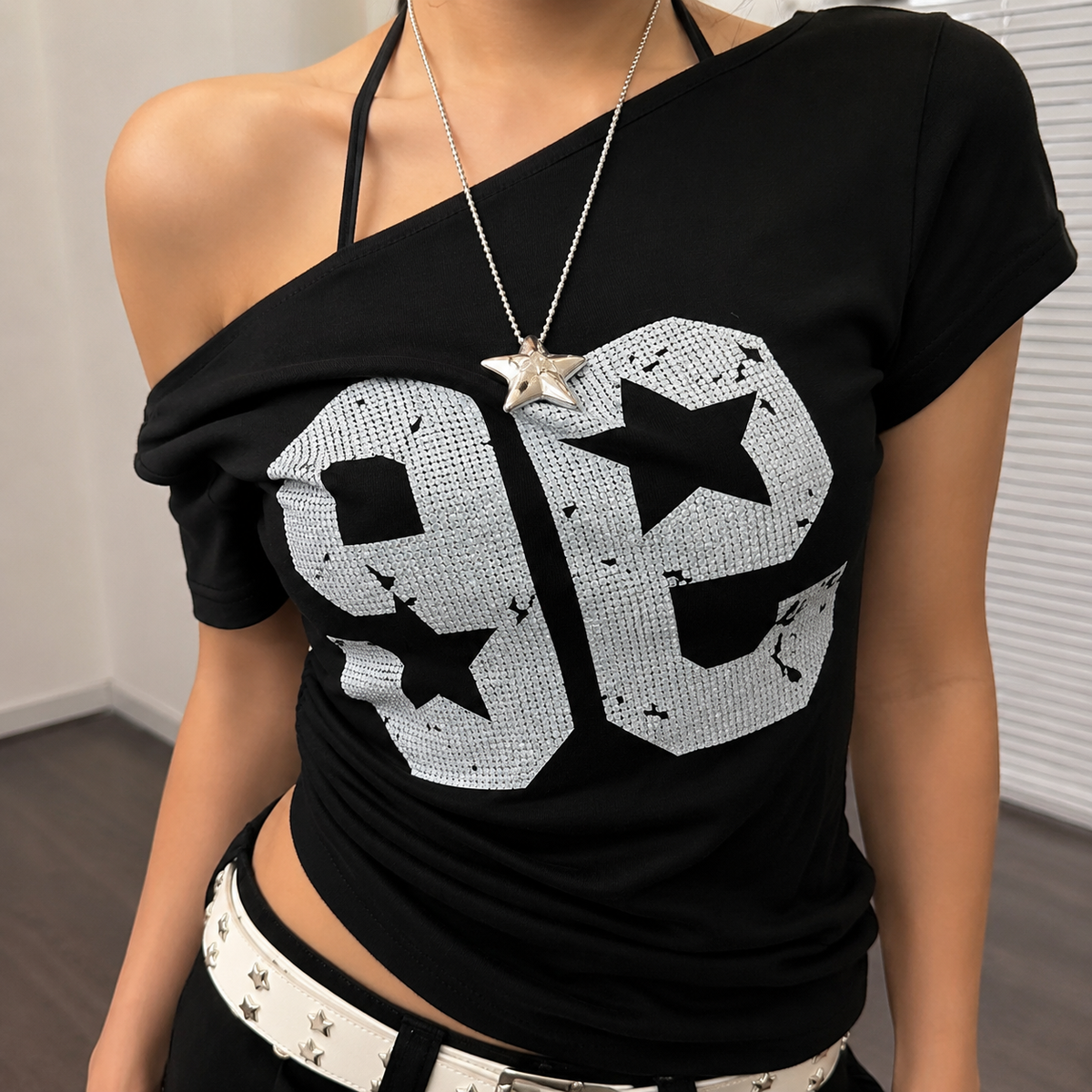 Off shoulder black number tee – T-Shirt - Planet Missy