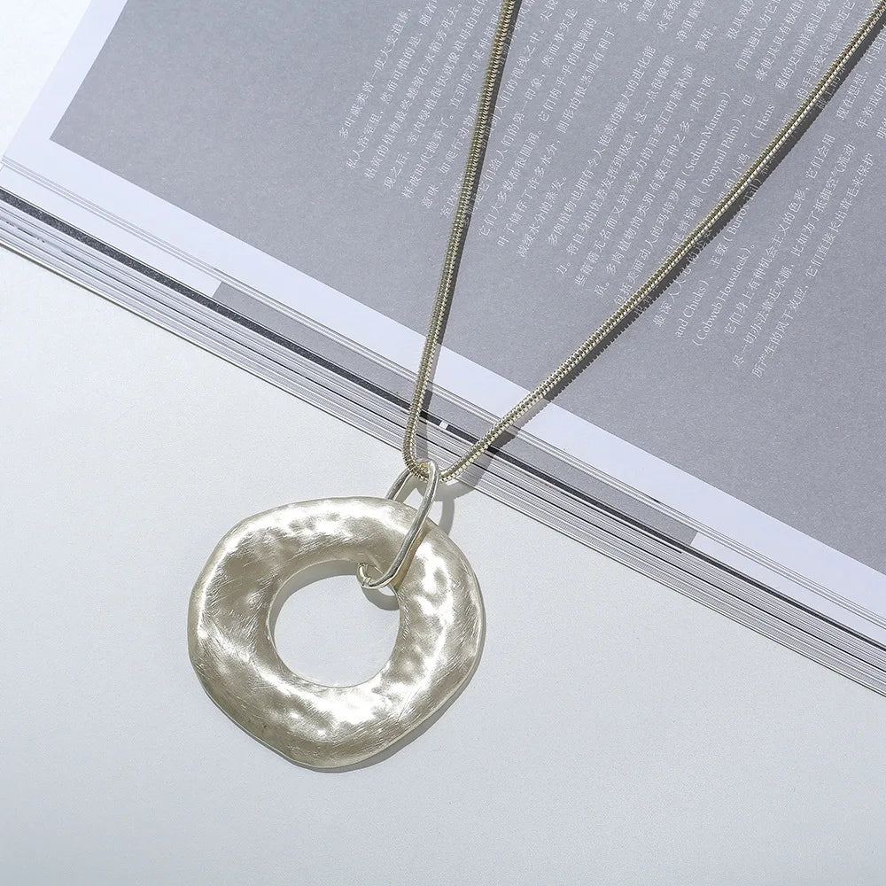 Orelia Pendant – Necklaces