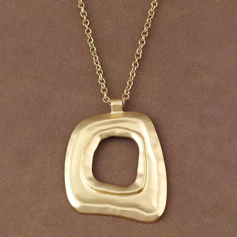 Ovia Necklace