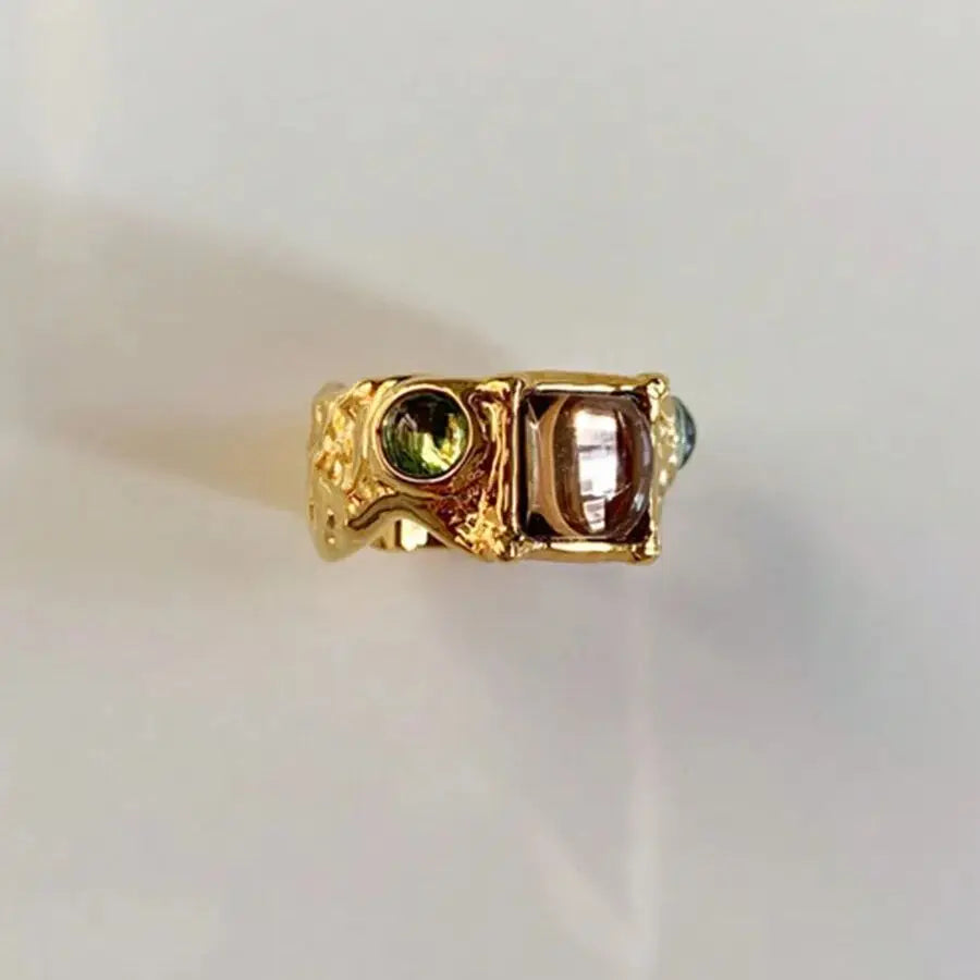 Victoria Ring