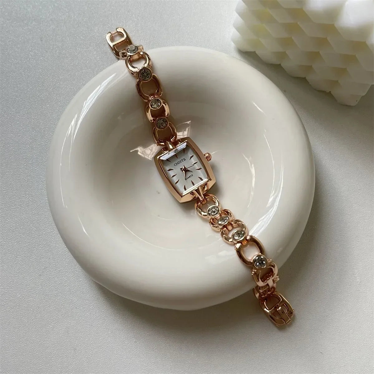 Quartz Diamond Wristwatch